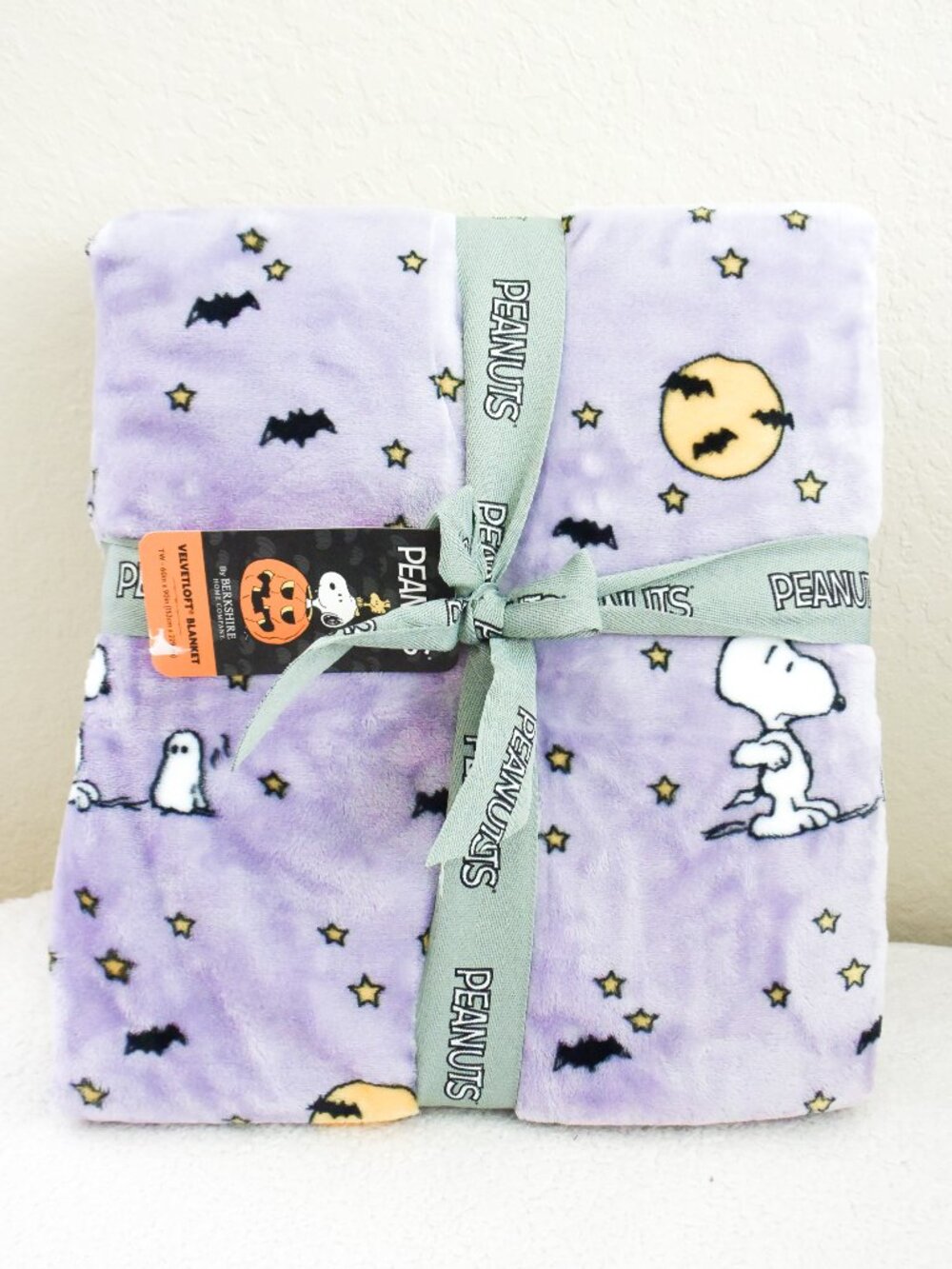 *Peanuts* Halloween Snoopy Purple Berkshire Home Blanket - 60x90 - NEW!